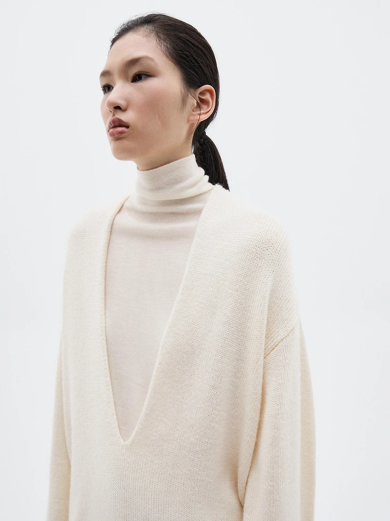 Knit alpaca and silk V-neck sweater - LIMITED