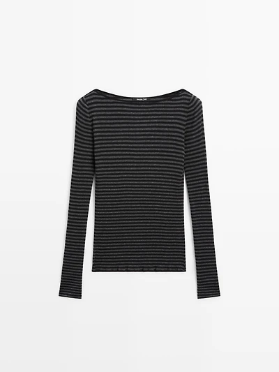 Striped long sleeve T-shirt