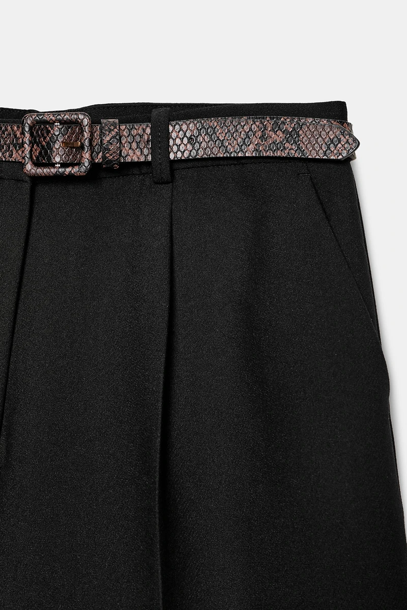 LONG SHORTS WITH BELT