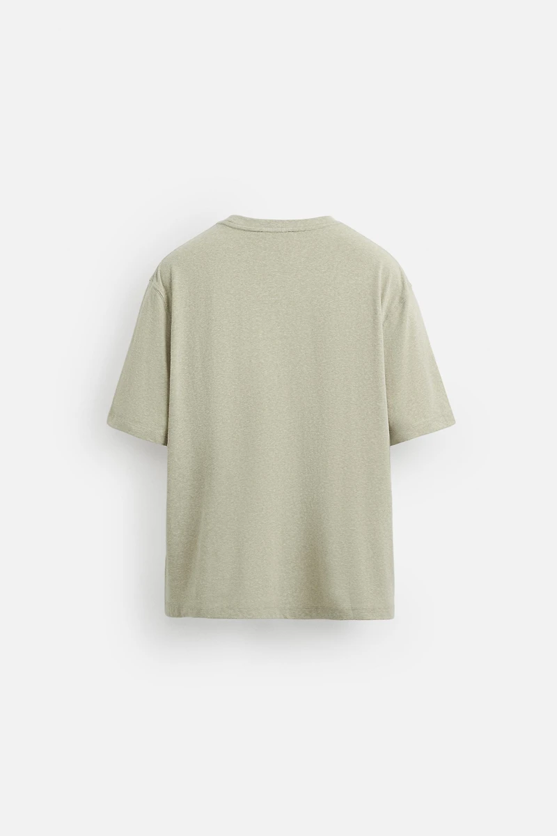 TEXTURED T-SHIRT