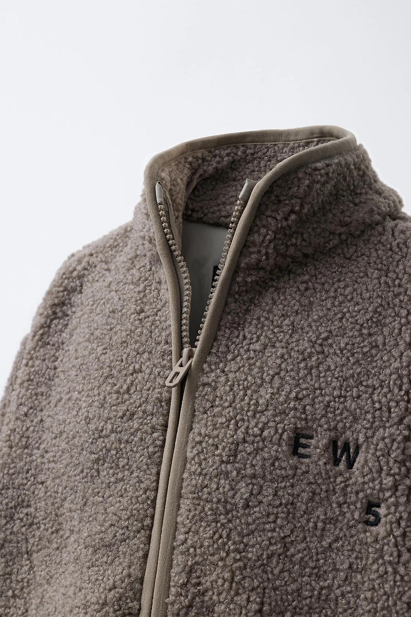 EMBROIDERED TEXT FLEECE JACKET