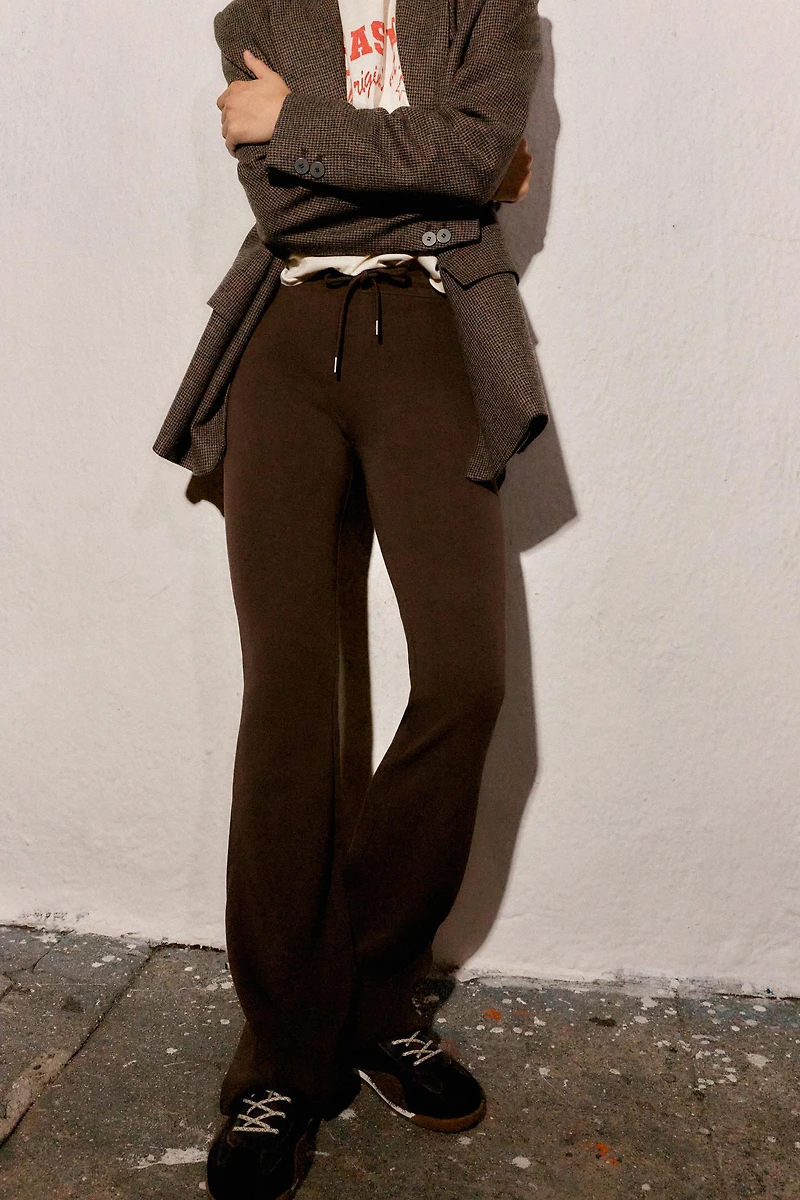 PANTALON INTERLOCK FLARE