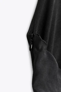 ROBE COURTE ASYMÉTRIQUE HALTER