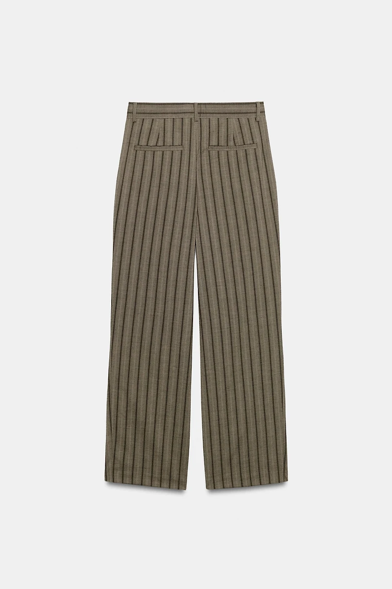 PANTALON À PLIS RAYURES