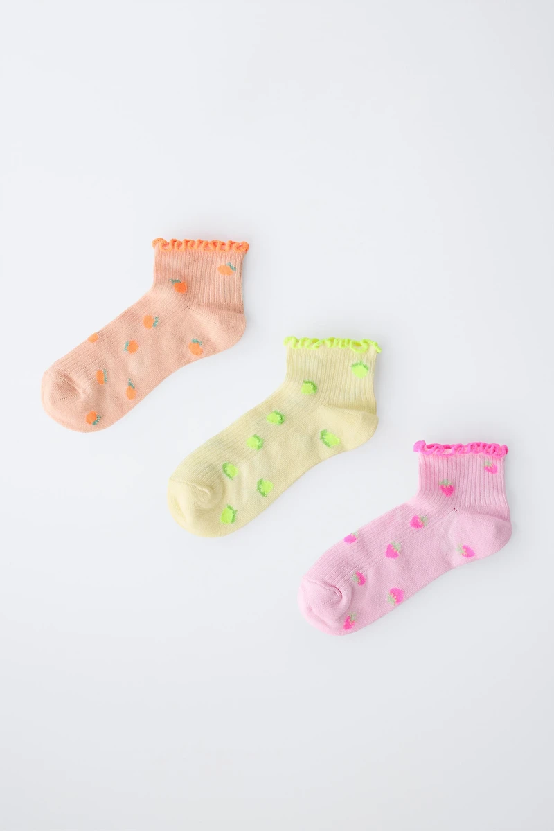 LOT DE TROIS SOCQUETTES FRUITS EN VELOURS BOUCLÉ