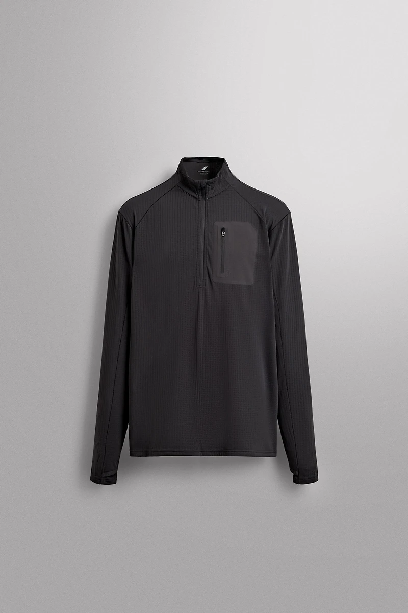 TECHNICAL QUARTER-ZIP SHIRT