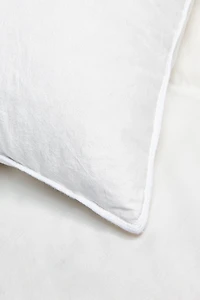 FEATHER PILLOW