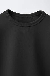 BASIC SWEATSHIRT