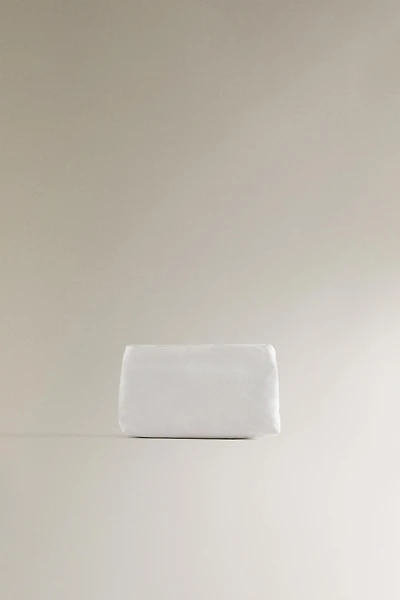 TROUSSE DE TOILETTE TISSU TECHNIQUE