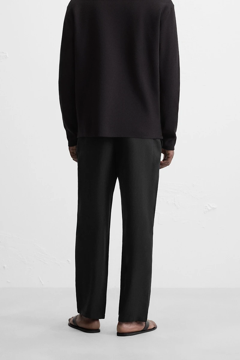 RELAXED FIT FLOWY PANTS