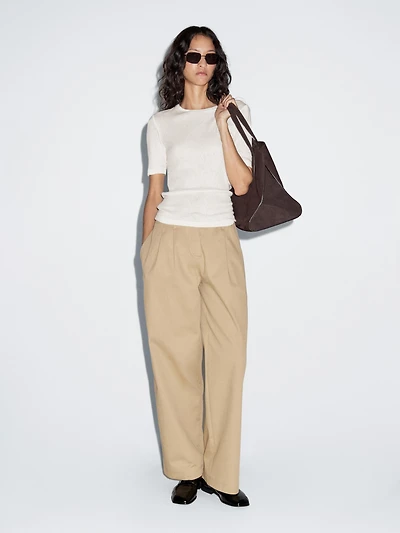 Wide-leg trousers
