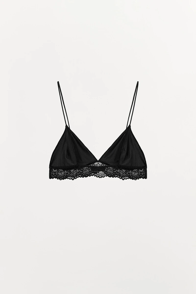 LACE TRIANGLE BRALETTE