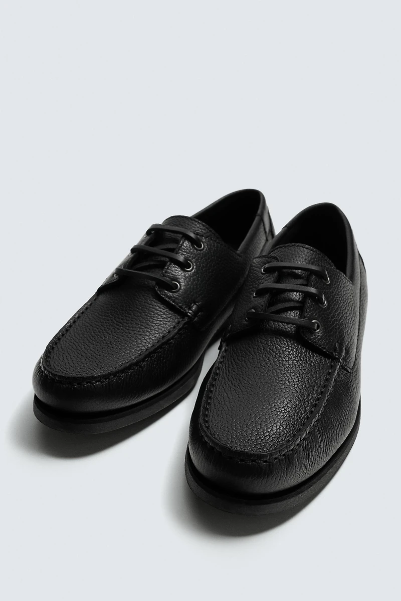 LEATHER BOAT SHOES