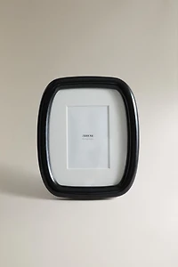 OVAL WOODEN PICTURE FRAME