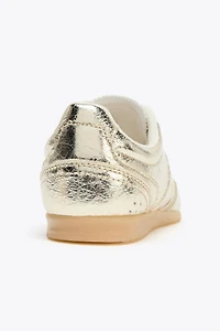 METALLIC EFFECT SNEAKERS