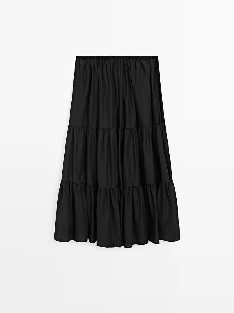 Long flared skirt with gathered detail