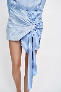 SHORT KNOTTED SHIRTDRESS