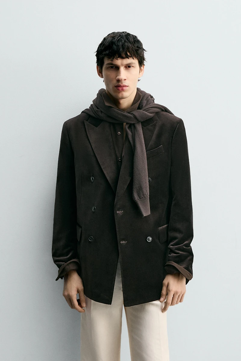 REGULAR FIT VELVET BLAZER