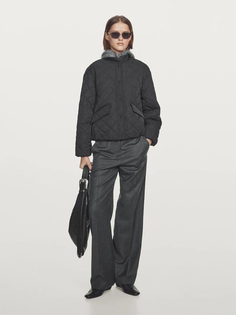 Short water-repellent quilted bomber jacket