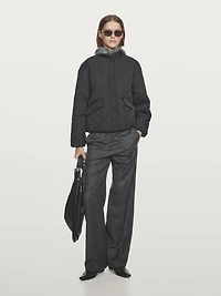 Short water-repellent quilted bomber jacket