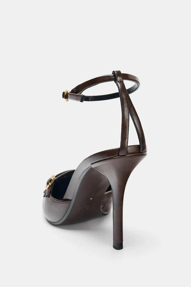 BUCKLED SLINGBACK HEELS
