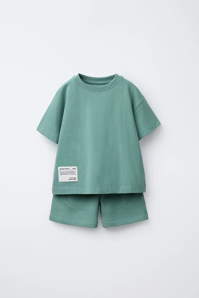 JOGGING SET WITH LABEL