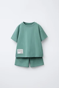 JOGGING SET WITH LABEL