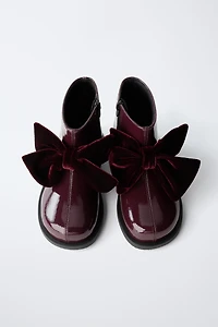 PATENT FINISH BOW BOOTS