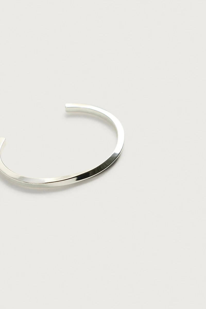 STAINLESS STEEL BANGLE