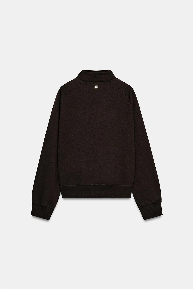 ZIP PATCH SWEATSHIRT
