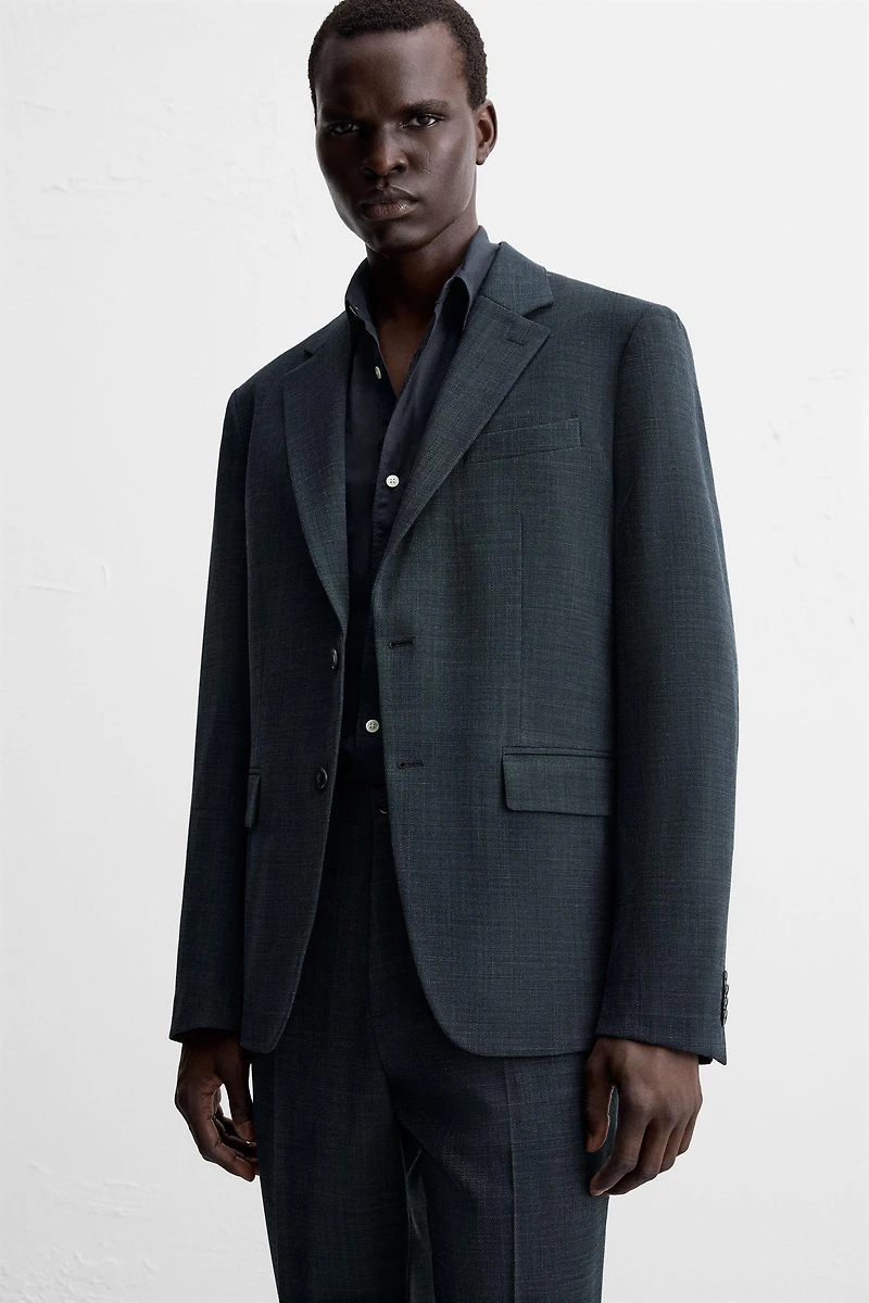 TEXTURED SUIT BLAZER