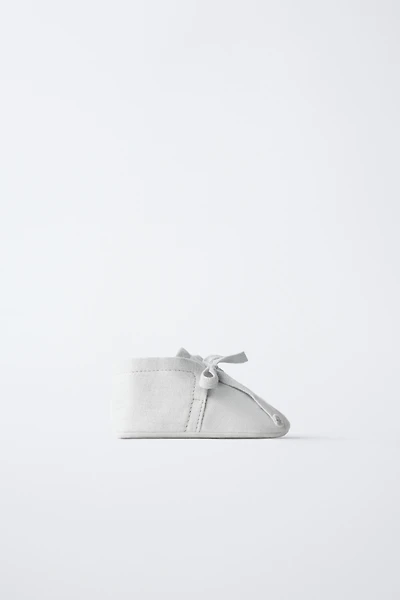 BOTTES À NŒUD