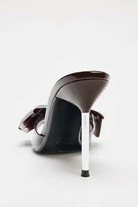 BOW HEELED SANDALS