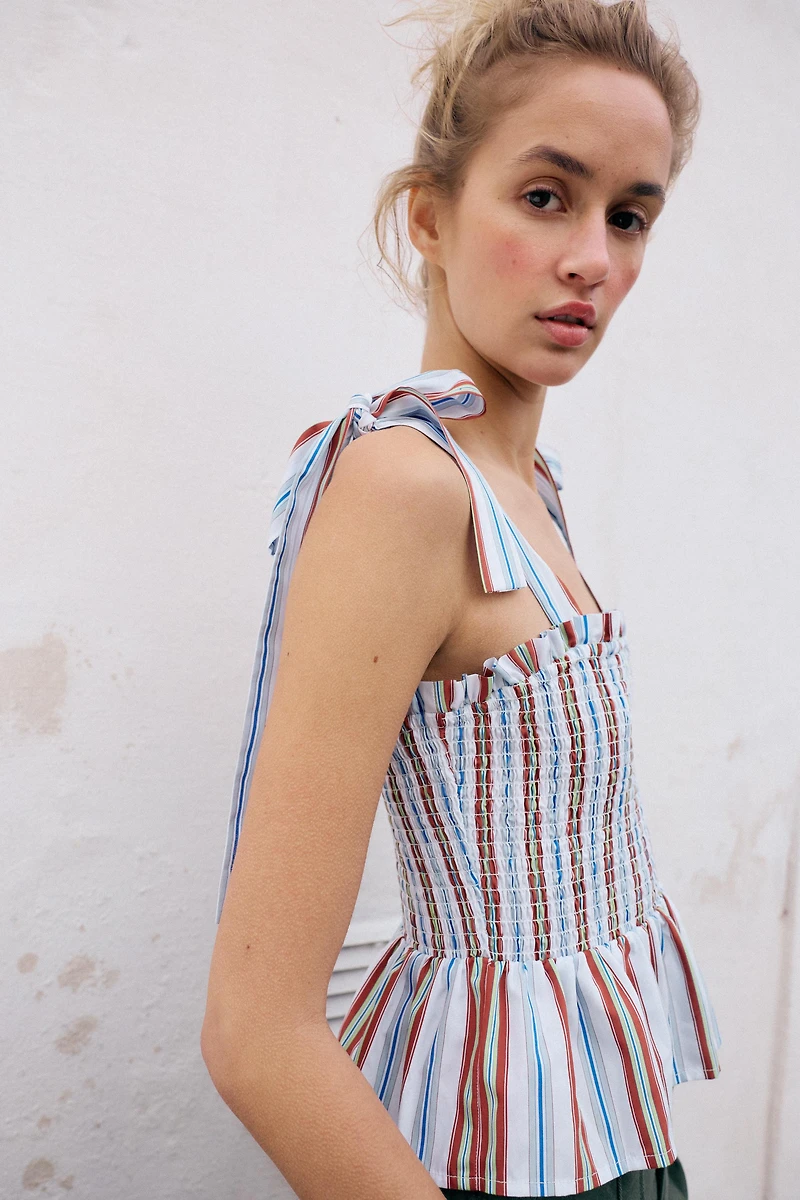 SMOCKED STRIPED TOP