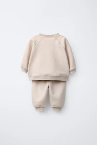 SWEATSHIRT AND JOGGER SET WITH BRUSHED INTERIOR