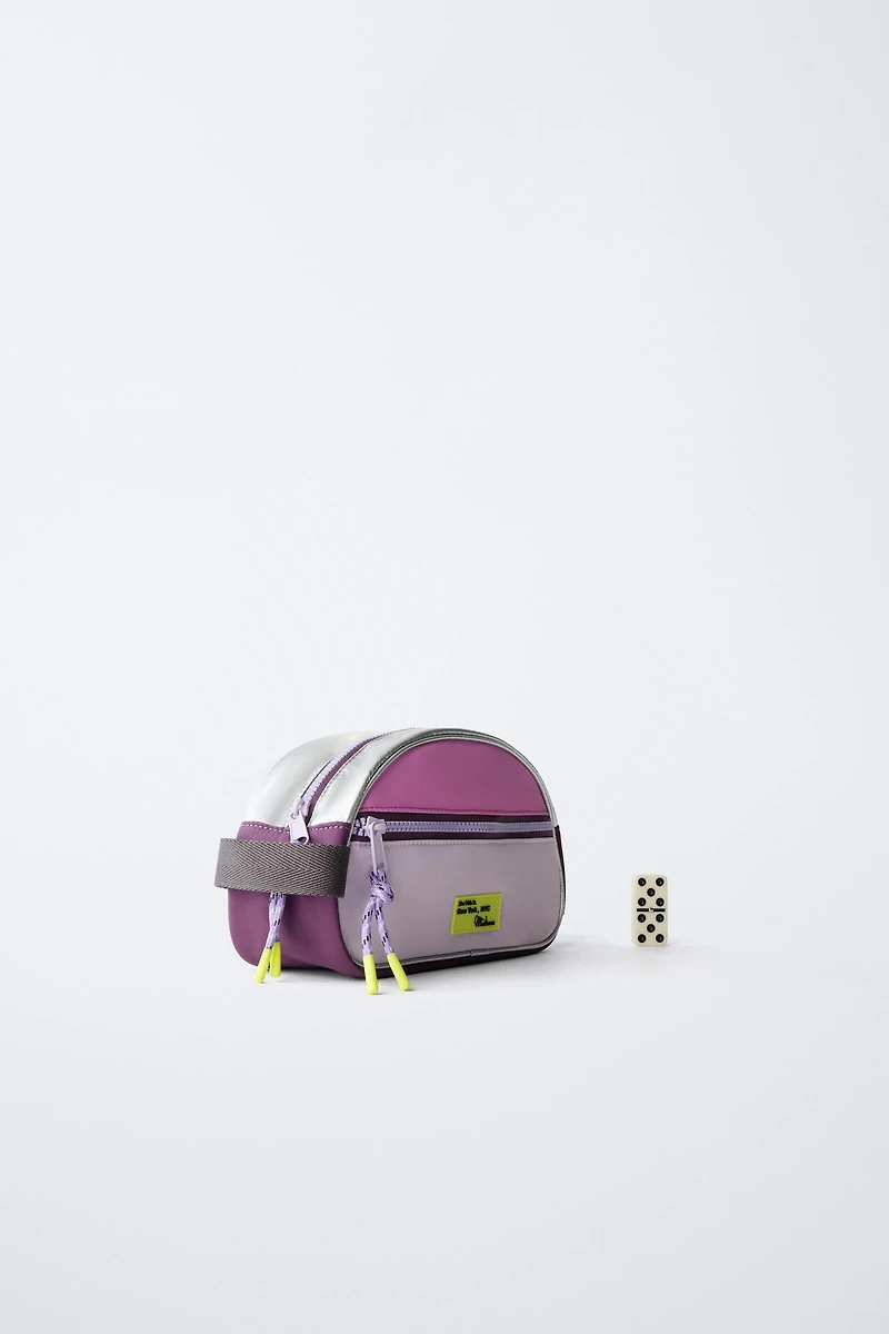 GYMWEAR COLLECTION TOILETRY BAG
