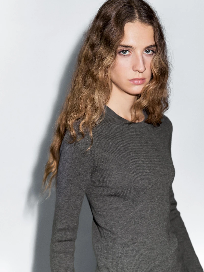 Pull laine en maille côtelée