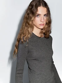 Pull laine en maille côtelée