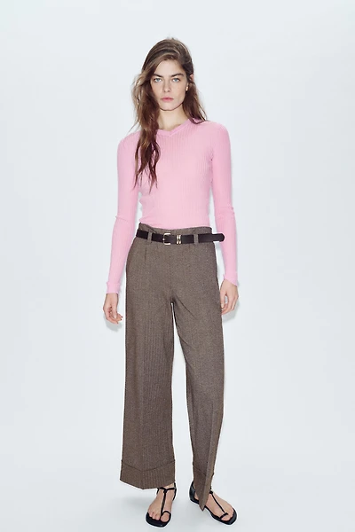 PANTALON À CHEVRONS AVEC CEINTURE