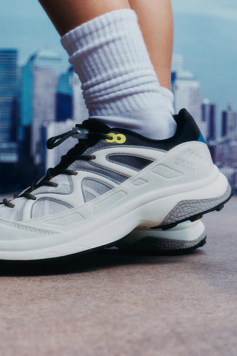 MOUNTAIN SNEAKERS