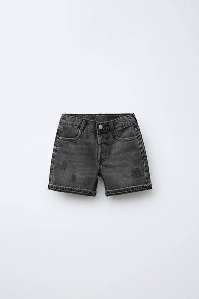 RIPPED DENIM SHORTS