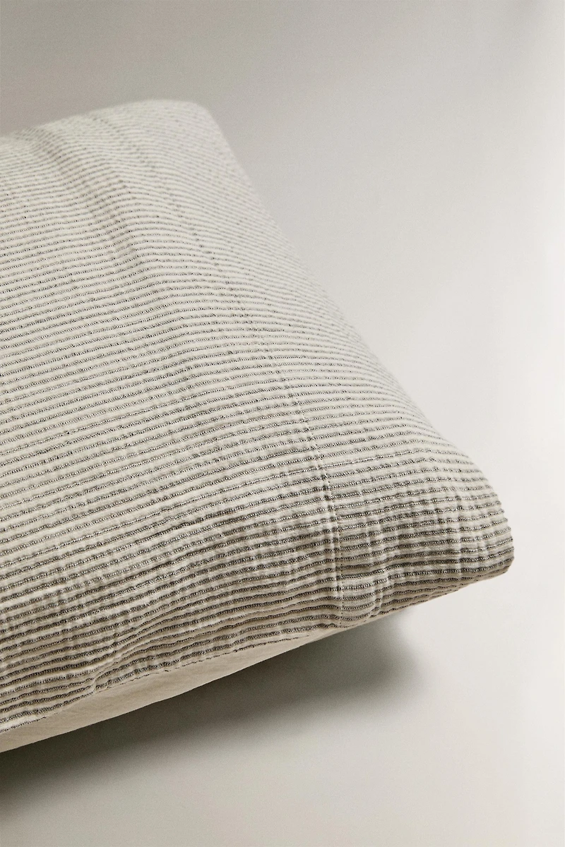 TEXTURED STRIPED PILLOWCASE