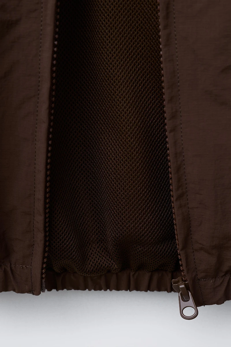 BLOUSON NYLON AVEC SAC CHAMPION ® X ZARA