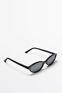 Elongated sunglasses