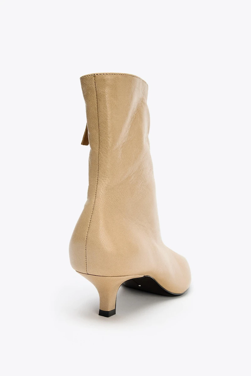 LEATHER HEELED ANKLE BOOTS