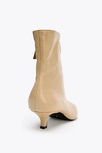 LEATHER HEELED ANKLE BOOTS