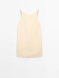 Short dress with back detail