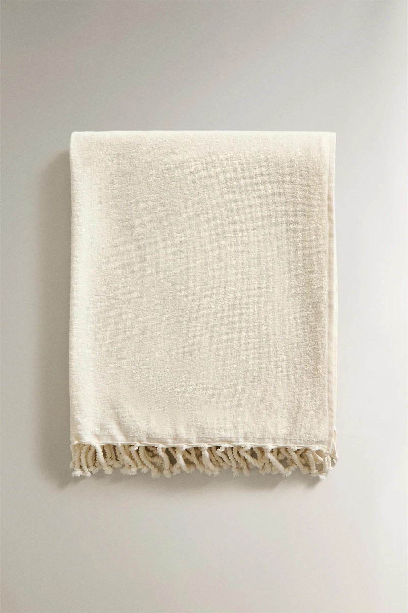 COTTON BEACH TOWEL WITH FRINGE