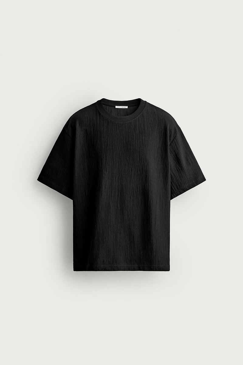 RELAXED FIT TEXTURED T-SHIRT