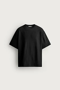 RELAXED FIT TEXTURED T-SHIRT